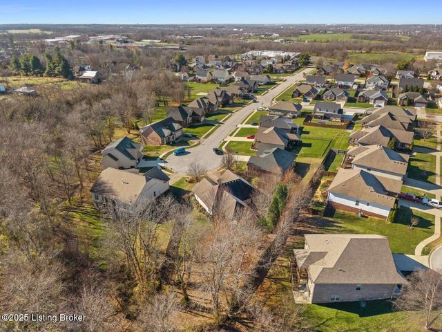 1483 Partridge Ct, Shelbyville, KY 40065