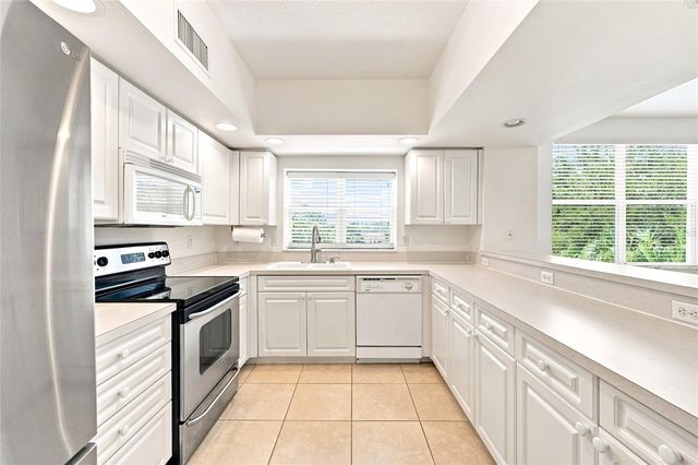 1200 COUNTRY CLUB DRIVE 4201, Largo, FL 33771
