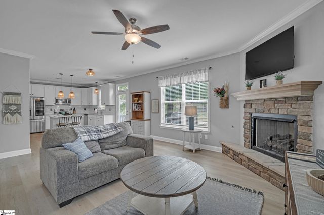 6 Verona Circle, Simpsonville, SC 29681