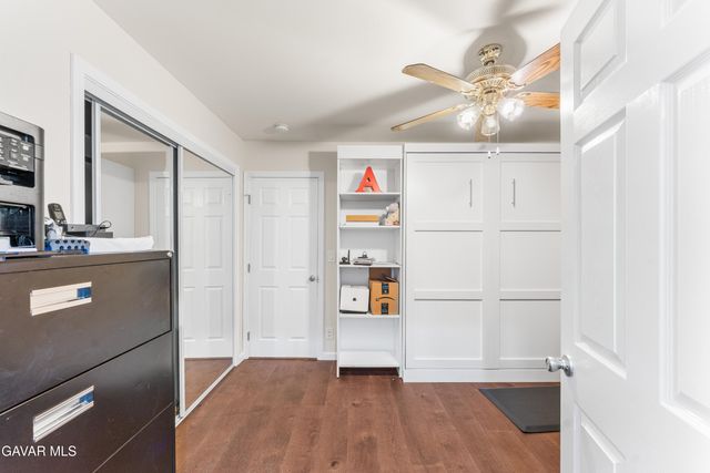 7222 Fallbrook Avenue, West Hills, CA 91307