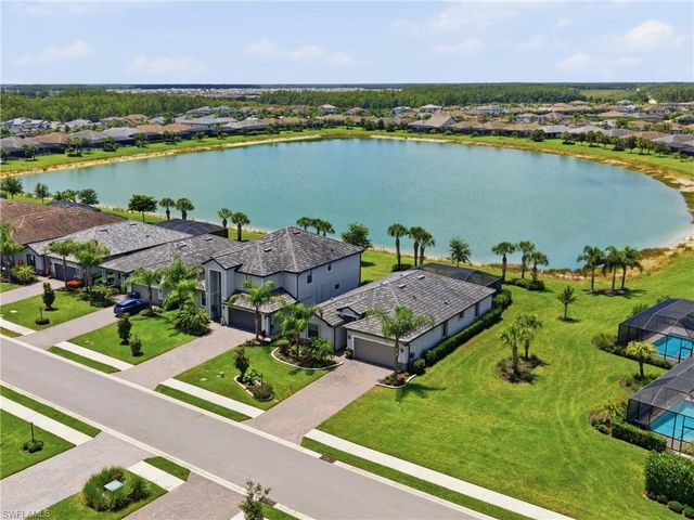 19639 Beechcrest PL, Estero, FL 33928