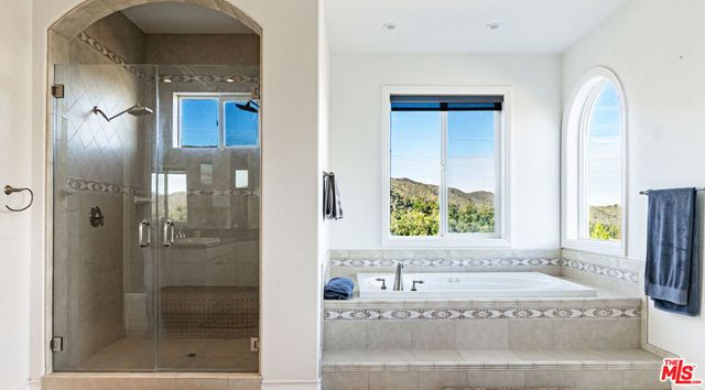 8321 Overview Court, Yucaipa, CA 92399