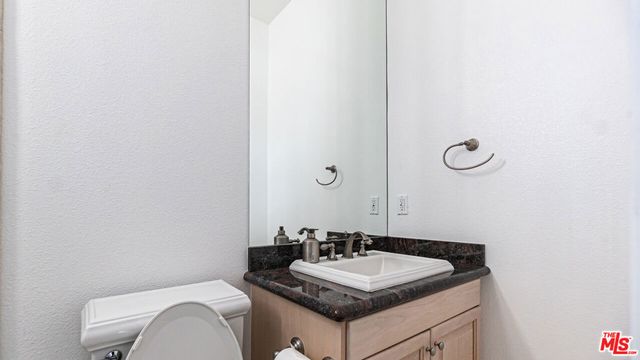 8321 Overview Court, Yucaipa, CA 92399