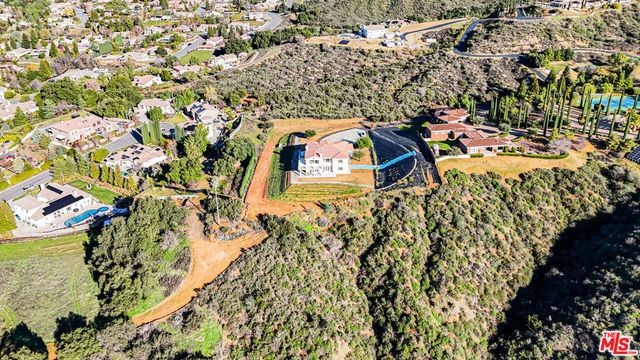 8321 Overview Court, Yucaipa, CA 92399