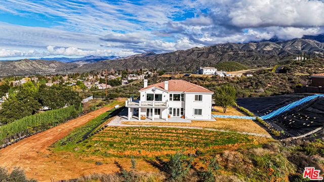 8321 Overview Court, Yucaipa, CA 92399