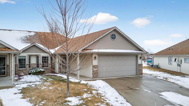 6427 Bandel Hills Lane NW, Rochester, MN 55901