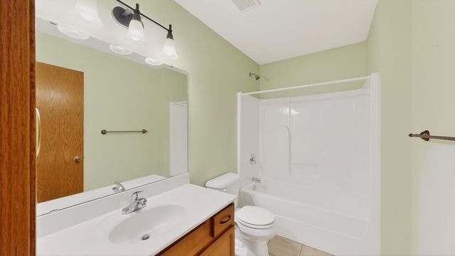 6427 Bandel Hills Lane NW, Rochester, MN 55901