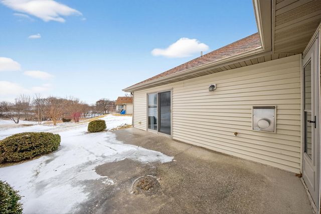 6427 Bandel Hills Lane NW, Rochester, MN 55901