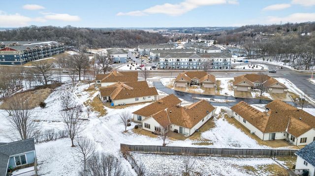 6427 Bandel Hills Lane NW, Rochester, MN 55901