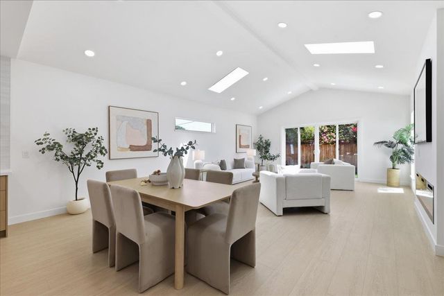 2611 Monticello, Santa Clara, CA 95051