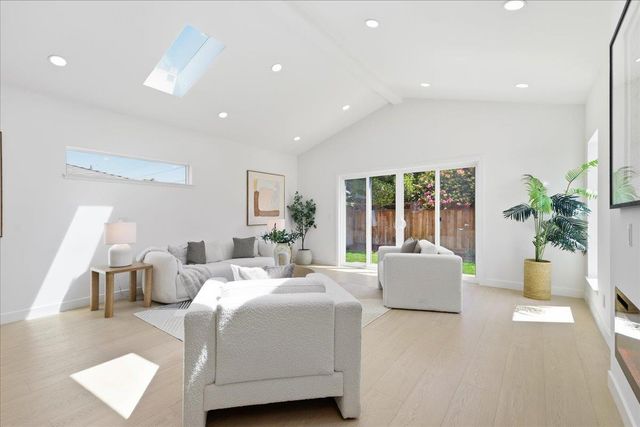 2611 Monticello, Santa Clara, CA 95051