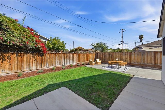 2611 Monticello, Santa Clara, CA 95051