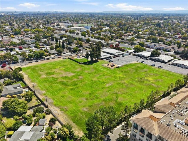 2611 Monticello, Santa Clara, CA 95051