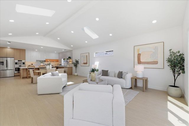 2611 Monticello, Santa Clara, CA 95051