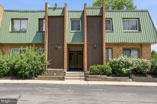 1602 MEADOWVIEW LN #1602, Mont Clare, PA 19453
