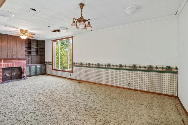 3407 S 24th Avenue W, Newton, IA 50208