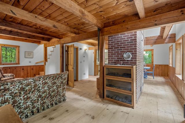 18 Devon Drive, Danville, NH 03819