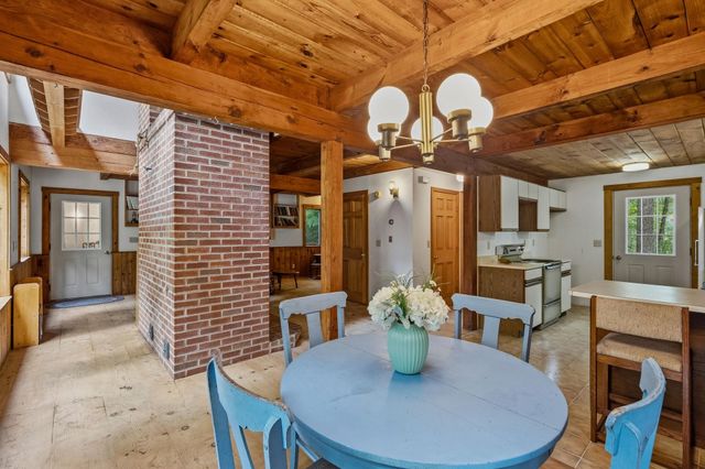 18 Devon Drive, Danville, NH 03819