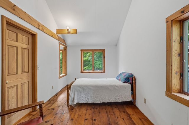 18 Devon Drive, Danville, NH 03819
