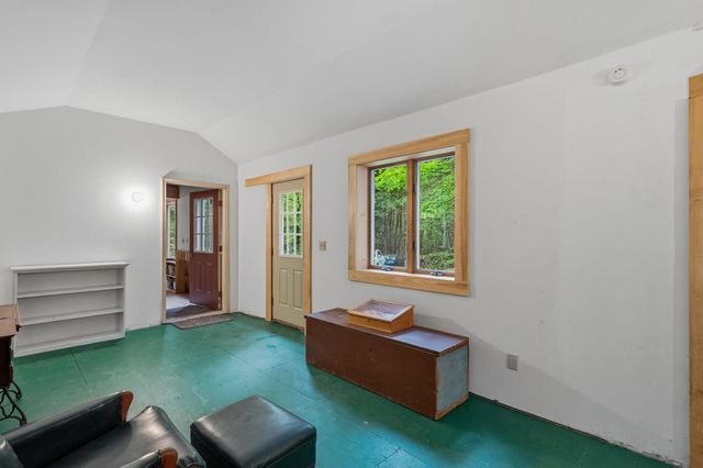18 Devon Drive, Danville, NH 03819