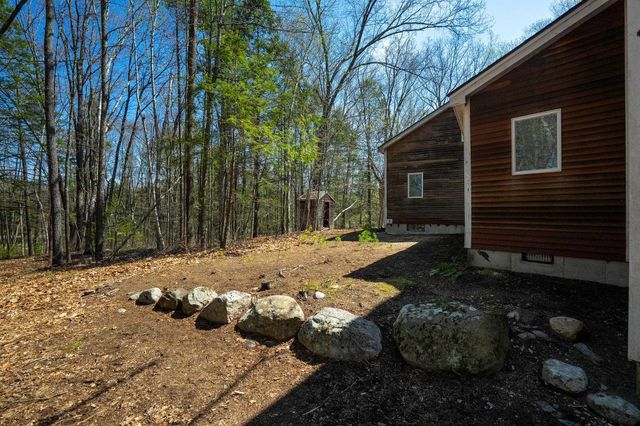 18 Devon Drive, Danville, NH 03819