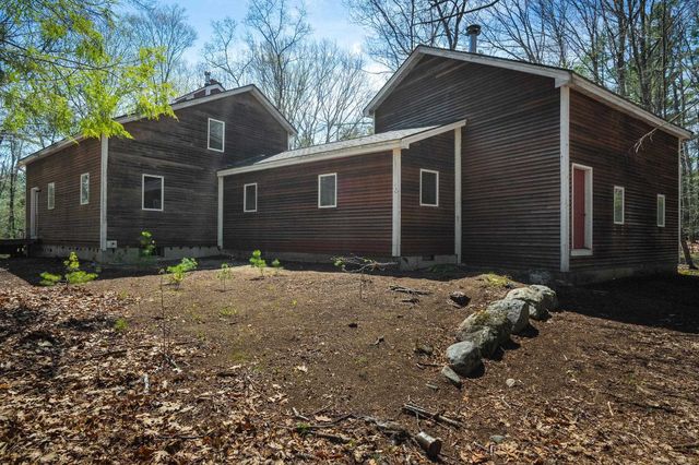 18 Devon Drive, Danville, NH 03819