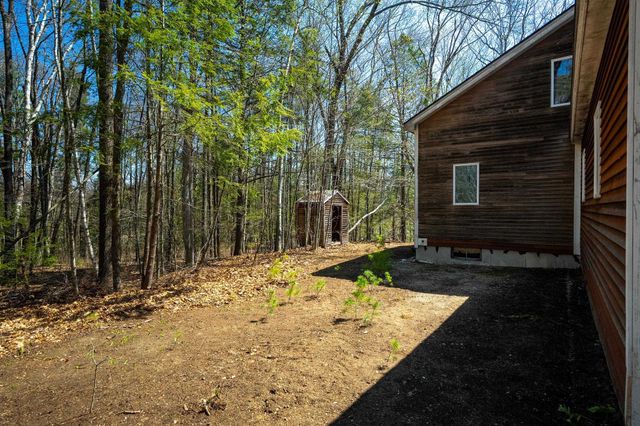 18 Devon Drive, Danville, NH 03819
