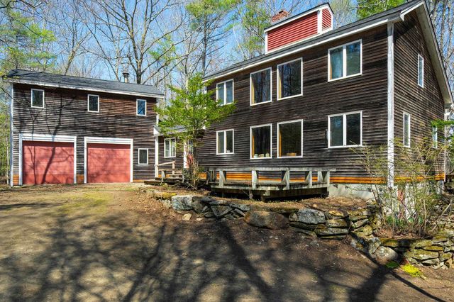18 Devon Drive, Danville, NH 03819