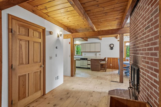 18 Devon Drive, Danville, NH 03819