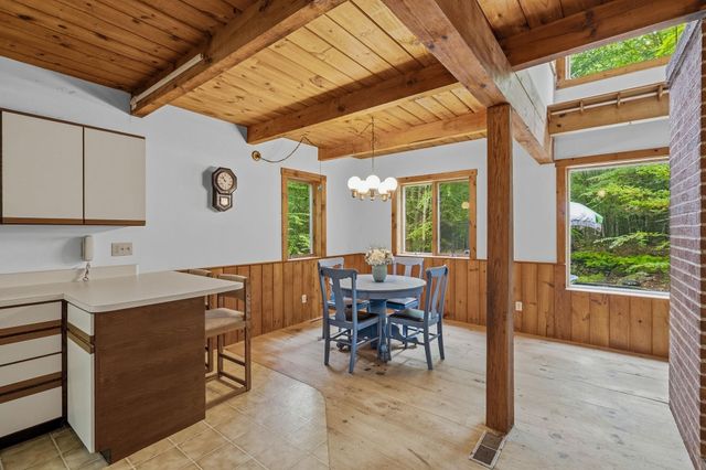 18 Devon Drive, Danville, NH 03819