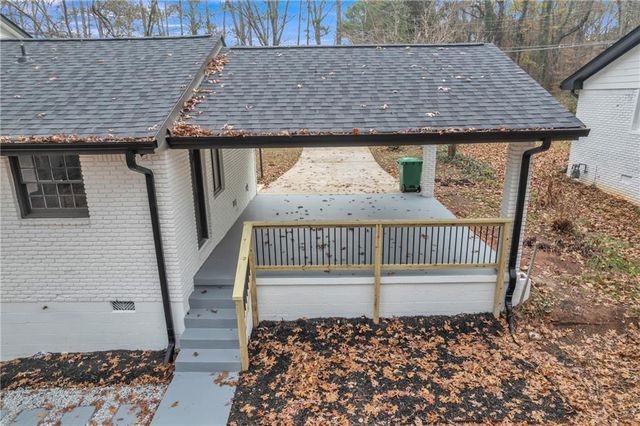 3296 Columbia Woods Drive, Decatur, GA 30032