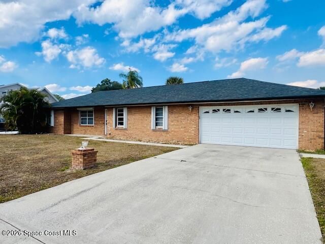 7746 Mango Grove Avenue, Melbourne, FL 32904