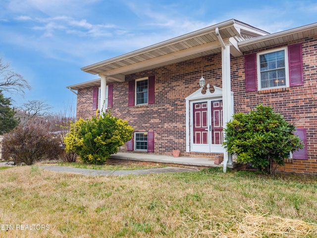 7404 Oxmoor Rd, Knoxville, TN 37931