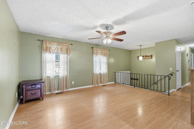 7404 Oxmoor Rd, Knoxville, TN 37931