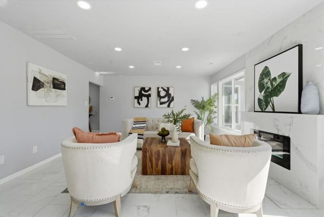 1360 Saratoga Avenue, San Jose, CA 95129