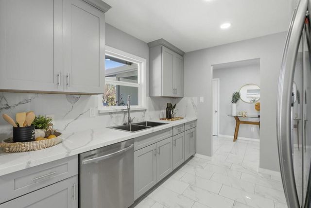 1360 Saratoga Avenue, San Jose, CA 95129