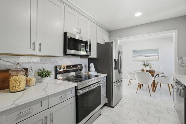 1360 Saratoga Avenue, San Jose, CA 95129