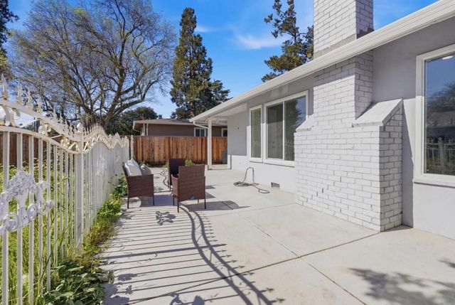 1360 Saratoga Avenue, San Jose, CA 95129