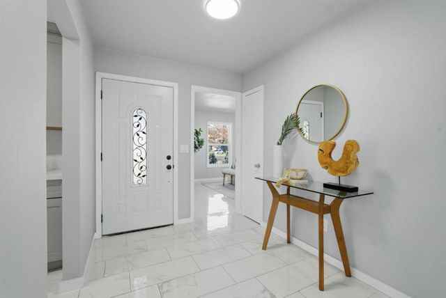 1360 Saratoga Avenue, San Jose, CA 95129