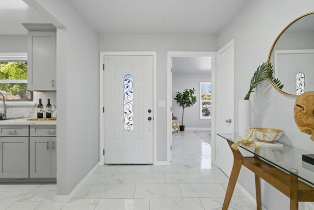 1360 Saratoga Avenue, San Jose, CA 95129