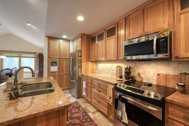 99 Old Possum Way, Murphy, NC 28906