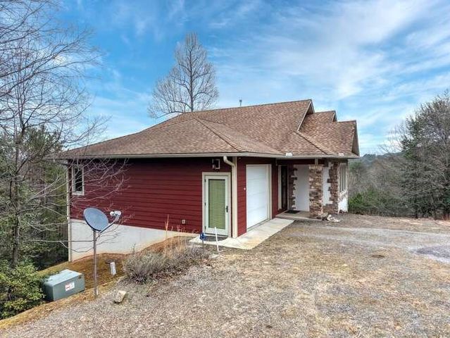 99 Old Possum Way, Murphy, NC 28906