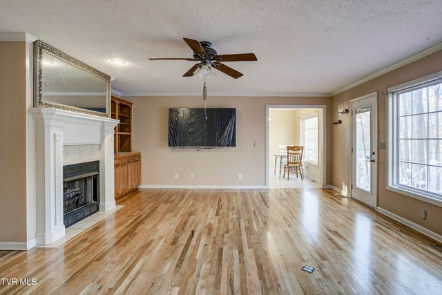 144 Blue Bird Drive, Johnson City, TN 37601