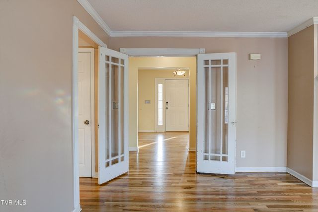 144 Blue Bird Drive, Johnson City, TN 37601