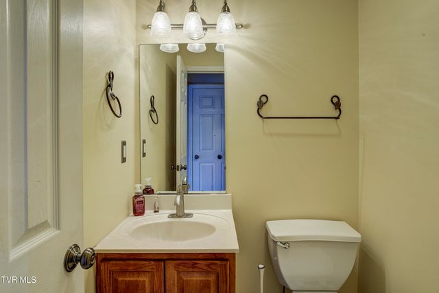 144 Blue Bird Drive, Johnson City, TN 37601