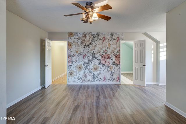 144 Blue Bird Drive, Johnson City, TN 37601