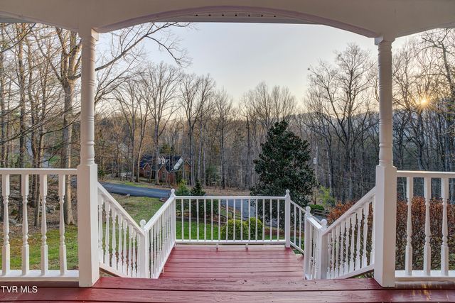 144 Blue Bird Drive, Johnson City, TN 37601