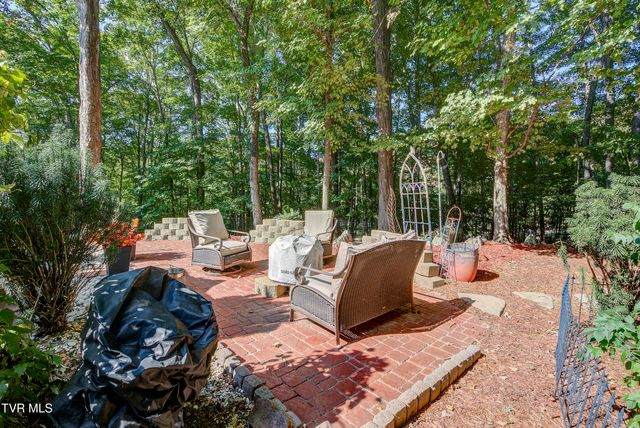 144 Blue Bird Drive, Johnson City, TN 37601