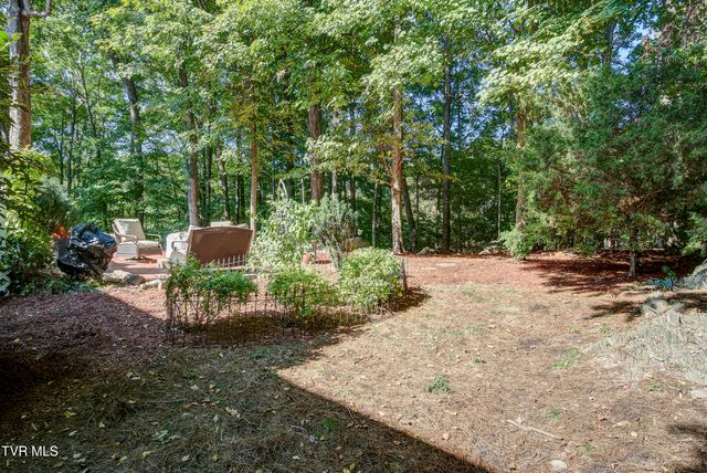 144 Blue Bird Drive, Johnson City, TN 37601