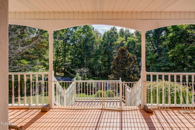 144 Blue Bird Drive, Johnson City, TN 37601